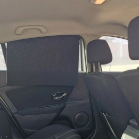 Resim Oto Güneşlik Perde Yan Cam Güneş Önleyici Aksesuar Siyah Keçe Tüm Araçlar Için 