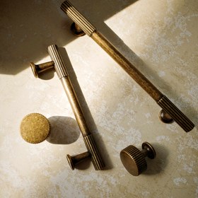 Resim 2 adet Vintage Bronz Çinko Alaşımlı Dolap Kulpları, Antik Çizgili Dekoratif, Yatak Odaları, Mutfaklar, Dolaplar ve Çekmeceler için 