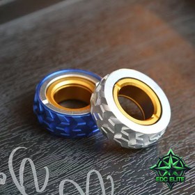 Resim Gökkuşağı Paslanmaz Çelik Ridge Roller Yüzük - Kaymaz Dokulu Tutuş, Çok Aşamalı Ayarlanabilir Ergonomik Tasarım için Hissi, Dayanıklı Metal Yapı, Beyaz/Mavi/Siyah - Yetişkin EDC Aksesuarları 