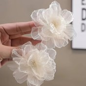 Resim 2 adet Bohemian Chic Beyaz File Çiçek Saç Tokaları - Zarif Ruffle Petal Tasarımı, Bayanlar ve Kızlar için Tatlı Çiçek Saç Aksesuarları için Mükemmel, Şık Saç Dekoru | Ruffle Petal Detayı | Plastik Saç Tokası 