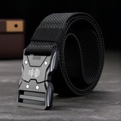 Resim Otantik Erkek Taktik Kemer - Metal Perçinli Dayanıklı Polyester Hızlı-Ayırma Tokası, Dış Mekan Sporları ve Günlük Kullanım için Siyah Athleisure Kemer, Standart Boy 