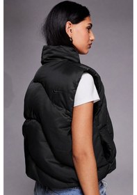 Resim Nike Therma Fit Sportswear Swoosh Series Oversized Down West Oversize Kaz Tüyü Kadın Yelek Siyah 