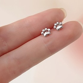 Resim 2 adet Zarif Sevimli Kedi Ayak İzi Küpe Kızlar için 