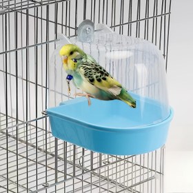 Resim Küçük ve Orta Boy Kuşlar İçin Sıçrama Önleyici Tasarımlı Kuş Banyo Küveti - Şeffaf PP Kafesli, Kolay Temizlenebilir, Hafif Tutacaklı - Muhabbet Kuşları, Papağanlar, Kanaryalar, İspinozlar için Uygun - Dış Mekan Kullanımı, Seyahat Kafileleri, Evcil Hayvan Yıkama İstasyonu, Dayanıklı Malzeme, Kullanıcı Dostu Tasarım 