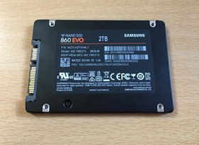 Resim Samsung V-NAND SSD 860 EVO 2TB SSD- 2. el ürün 