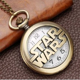 Resim Hediye Sahibi Kişiye Özel Star Wars kabartmalı Büyük Boy Köstekli Saat 