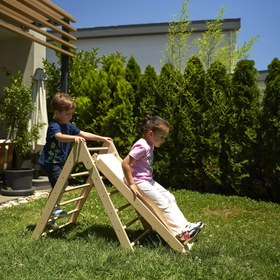 Resim Montessori Pikler Üçgeni + Kaydırak İkili Tırmanma Seti 