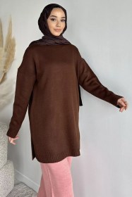 Resim Gülseli Bisiklet Yaka Yırtmaçlı Tesettür Triko Tunik Kahve TZL-P-00020085 