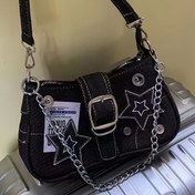 Resim Kadın Göğüs Çantası, Y2K Moda Trend Omuz Çantası, Kol Altı Çanta, Çıkarılabilir Askılı ve Fermuarlı El Çantası, Yıldız Detayları, Dayanıklı Polyester Astar, Şık Zincir Aksanlı 