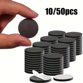 Resim 10 adet/50 adet Manyetik Yapışkan Nokta - 2.00cm x 2.00cm - Kendinden Yapışkanlı Manyetik Daireler - Esnek Kauçuk Mıknatıslar - Manyetik Kareler, Etiketler, Şeritler ve Bantların Alternatifi - Mutfak ve Ofis Kullanımı için Uygun 