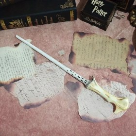Resim WB Harry Potter Asası, Hermione Dumbledore Malfoy Plastik Sihirli Değnek COS, Süper Popüler Harry Potter Büyücü Çubuğu 