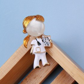 Resim Sevimli Karikatür Doktor Pin - Bakır Alaşımlı Rhinestone Detayları ile, Profesyoneller, Öğrenciler ve Günlük Giyim için Mükemmel, Sevimli Aksesuarlar 