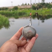 Resim 2 Adet Ağır Hizmet Tipi Paslanmaz Çelik Balık Yemi Kafesleri İnce Tüylü Tasarım - Güvenli Yem Saklama ve Balık Besleyici, Dayanıklı Pas Dirençli Oluklu, Küre Şeklinde Yem Kafesi | Pas Dirençli Malzeme 