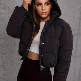 Resim Kadınlar için Şık Siyah Kapüşonlu Puf Ceket - Rahat Kısa Sıcak Dış Giyim, İpli Tasarım, Uzun Kollu ve Düğmeli Ön Kısım ile Kış Konforu İçin, Kışlık Ceket 