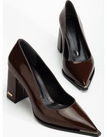 Resim Suins Premium Verty Model Kadın Kalın Topuklu Burnu Taşlı Rugan Stiletto Ayakkabı Kahve 