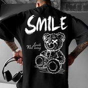 Resim Erkekler için Parlak Sarı "SMILE" Grafik T-Shirt - Sokak Stili, Bol Kesim, Rahat Yuvarlak Yaka Tee ile Teddy Bear ve Kalp Tasarımı, Yaz için Mükemmel, Rahat Kesim Tee | Eğlenceli Grafik Tee | Konforlu Giyim 