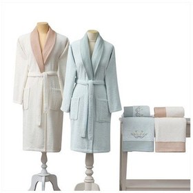 Resim Taç Comfort Aile Bornoz Seti Barbara Mint-Ekru Mint 