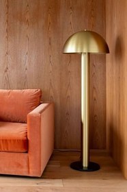 Resim vinner Seattle Statik Siyah Tek Ayaklı Metal Lambader - Krom Orego VNRLMDSETL01011 