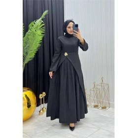 Resim Neşeli Butik Kadın Siyah Broş Detaylı Drapeli Tam Boy Tesettür Elbise 