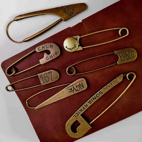 Resim Vintage Bronz Büyük Düğme Pinleri - 21.49cm x 9.5cm - Kazak Şallar, Tek Ürün Ayakkabı Aksesuarları, Düğün Süsleri ve Daha Fazlası İçin İdeal, Düğün Aksesuarları | Vintage Düğmeler | Alaşım Pinler, Düğün Süsleri 