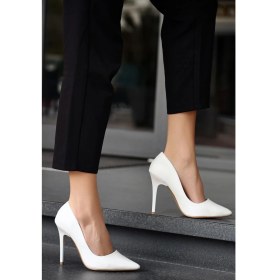 Resim Hillar Beyaz Cilt Stiletto Ayakkabı 