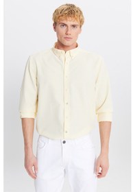 Resim Erkek Sarı Tailored Slim Fit Dar Kesim Düğmeli Yaka Gofre Desenli Gömlek Sarı 