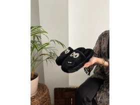 Resim BEHTAH KUNDURA Erkek , Kadın Ev Terliği Gülen Komik Yüz Sessiz Tabanlı Peluş Pofuduk Ev Terliği Çeyiz Bohça Terliği 