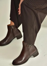 Resim V555311503 Kahverengi Hakiki Deri Alçak Topuklu Kadın Bot Kahverengi-hakiki Deri 