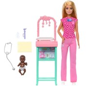 Resim Barbie Bakım Temalı Kariyer Oyun Setleri Doktor Bebek JCR72 