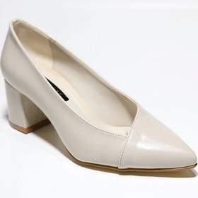 Resim Krem Rengi Sivri Burun Kalın Topuklu Ayakkabı Krem 
