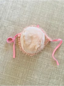 Resim Bebeu Yeni Model %100 Organik Pamuk Müslin Güpür Detaylı Toz Pembe Bebek Mevlüt Abiye Şapka 