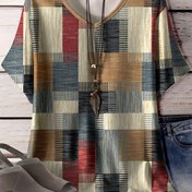 Resim Plus Beden Kadınlar İçin V Yaka Tişört - Geometrik Patchwork Desenli, Esnek Rahat Kesim, Makinede Yıkanabilir, Her Mevsime Uygun Çok Amaçlı Üst, Renkli Baskılı Tişört, Dayanıklı Günlük Giyim, Esnek Kumaş 