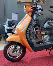 Resim Performance Stickers Scooter Lastik Yazısı Performance + Bayrak Lastik Stiker 8 adet Lastik Sticker 10-14 İnç Kırmızı 