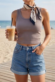 Resim Premium Fitilli Esnek Kumaş Kadın Gri Crop Atlet - U Yakalı Spor ve Şık Basic Bluz - Yumuşak Dokulu Slim Fit Yazlık Üst 