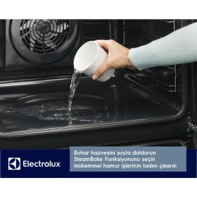 Resim Electrolux EOD5H70Z 500 Serisi Surroundcook Steambake Buhar Ilaveli Aquaclean Temizlemeli 72 Lt Siyah Cam Ankastre Fırın 