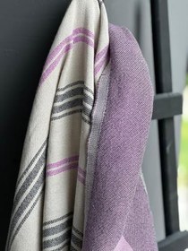 Resim Peştemal 90 X 180 Cm Jakarlı%100 Pamuk El Dokuması Püsküllü | Kutulu Ruby | Natur - Mor - Siyah 