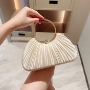 Resim Kadınlar için Şık Fırfırlı Akşam Çantası - Altın Tonlu Donanım, Yapılı İngiliz Kilit Kapatma, Bej/Siyah Resmi Parti Düğün Clutch, Şık Halka Sap ve Pürüzsüz Tekstur Baloya, Galaya, Günlük Kullanım İçin Dayanıklı & Kolay Temizlenebilen Lüks El Çantası, Şık Çanta, Novelty Cüzdan, Şifonierler, Bayanlar Gece Çantası 