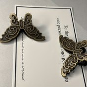 Resim 2 Adet Metal Kelebek Klips - Sağlam ve Şık Ofis Klipsleri - Notlar, Fotoğraflar, Raporlar, Günlükler için Doküman Klipsleri - Dosyalar, Albümler, Planlayıcılar, Günlükler ile Uyumlu (2 Adet) 