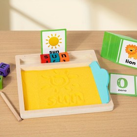 Resim Ahşap Pinyin Kum Boyama Tahtası, Kelime Yazmayı Öğrenin, Çocukların El Becerilerini Geliştirir, 31 Çift Taraflı Kart ve 4 Alfabe Yapı Taşıyla Birlikte, 3-6 Yaş Arası Çocuklar İçin Uygun. Flashkartlar 