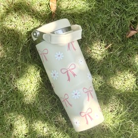 Resim 1 adet 30Oz İzoleli Su Şişesi Bow ve Daisy Baskılı - Yeniden Kullanılabilir, Dayanıklı ve Taşınabilir Flask, Açık Hava Maceraları, Ofis Hidrasyonu, Okul Sezonu İçin İdeal, Düğünler, Partiler, Noel, Şükran Günü, Anneler Günü, Doğum Günü Hediyeleri 