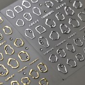 Resim 1 adet Metalik Düzensiz Çerçeve Tırnak Sanatı Stickerları 5D Manikür Tasarımı 