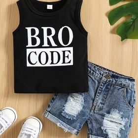 Resim Çocuklar için 2 parça set, erkekler için rahat yaz kıyafeti, siyah harf baskılı tişört ve yırtık şort, yuvarlak yaka, fermuar detayı, örme kumaş, %95 polyester, hafif esnek, 0-2 yaş arası, dış mekan için 