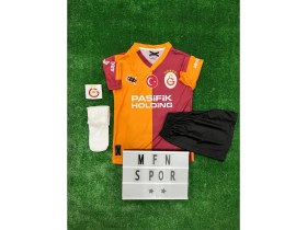 Resim 4'lü Set S.a.r.-A../ Galatâsarây'' 2025/2026 Yeni Sezon Sarı Kırmızı Çocuk Forma Şort Çorap Bileklik 