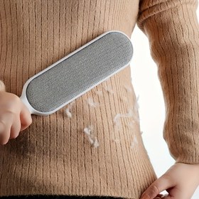 Resim Yeniden kullanılabilir evcil hayvan tüyü temizleme fırçası - çift taraflı elektrostatik emiş, kedi ve köpekler için uygun, mobilya, kıyafet, halılar için ideal - dayanıklı polipropilen, pilsiz 