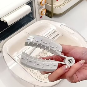 Resim Kaymaz Mutfak El Koruyucu Alet - Dayanıklı Plastik Gıda Güvenliği Klipsi ile Doğrama, Dilimleme ve Kesme için - Parmak Yaralanmalarını Önler, Hassas Kontrol Sağlar (Çeşitli Renkler), Kesim Koruması, Toksik Olmayan Malzeme, Profesyonel Şefler İçin 