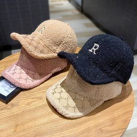 Resim Kadınlar için Kışlık R-Logo Süslemeli Beyzbol Şapkası - Kalınlaştırılmış Sıcak Ayarlanabilir Altın Yazılı, Hafif Yumuşak Bej/Siyah/Pembe, Snapback Kapama ile Günlük ve Özel Günler İçin, Elde Yıkanabilir 