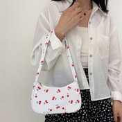 Resim Kırmızı Kiraz Çiçeği Baskılı Beyaz Naylon Tek Omuz Çantası - Fermuar Kapatma ve Polyester Astarlı, Günlük ve Resmi Etkinlikler İçin Elde Yıkanabilir, Tatlı Estetik Çanta | Dayanıklı Yapı 