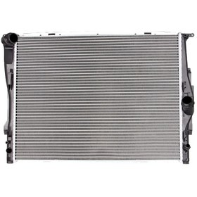 Resim Bmw E84 E90 E92 Su Radyatörü Otm 17117562079 