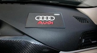 Resim Audi Torpido Kaydırmaz Ped 