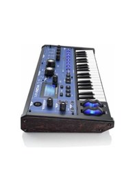 Resim Novation Mininova Analog Modeling Sythesizer. 